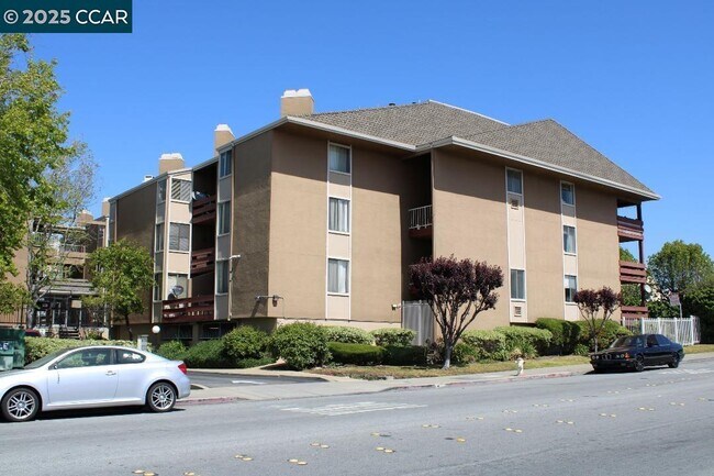 property at 2121 Vale Rd