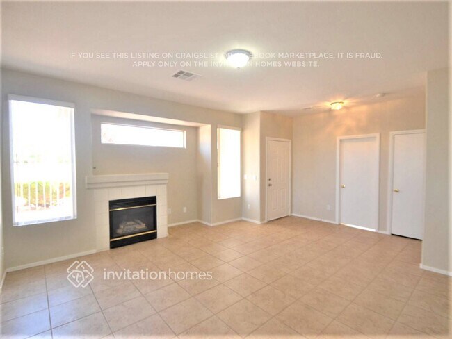 534 Startop St in Henderson, NV - Foto de edificio - Building Photo