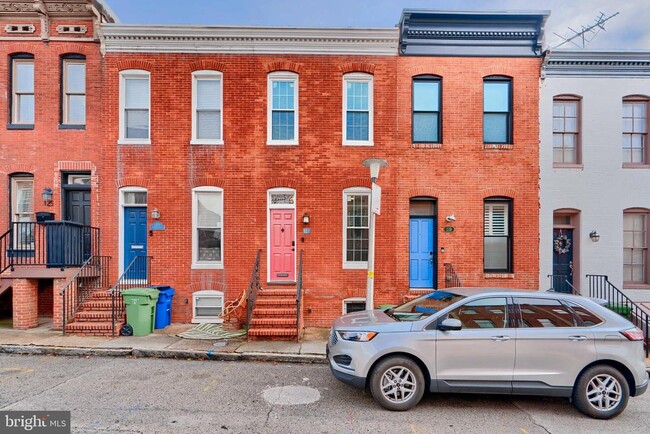 121 E Ostend St in Baltimore, MD - Building Photo - Building Photo