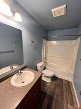 3905 Thompson Ave in Anchorage, AK - Building Photo - Building Photo