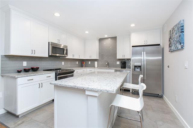 property at 5326 Fleetwood Oaks Ave