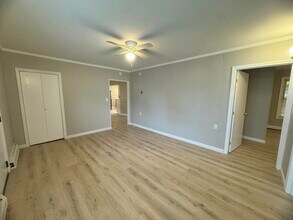 37 Brown Ave-Unit -1R in Manchester, NH - Building Photo - Building Photo