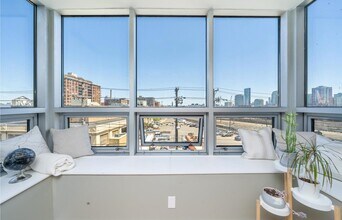 689 Marin Blvd in Jersey City, NJ - Building Photo - Building Photo