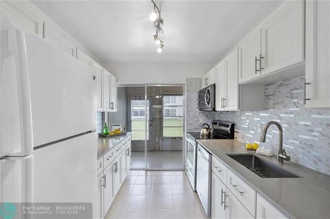 7500 NW 5th Ct