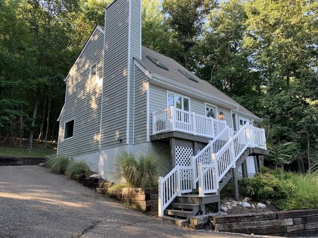 property at 225 Grouse Dr