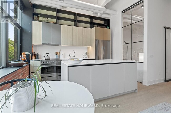 150 Logan Ave in Toronto, ON - Building Photo - Building Photo