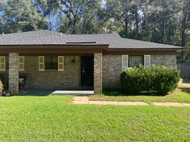 property at 1005 Navco Rd