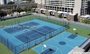 800 N Miami Ave, Unit E505 in Miami, FL - Building Photo - Building Photo