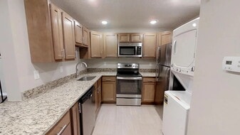 Hometeam Properties in Columbus, OH - Building Photo