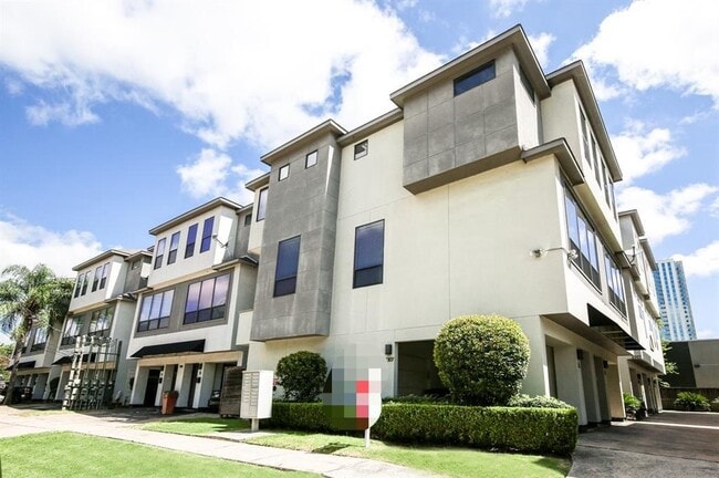 property at 2307 Camden Dr