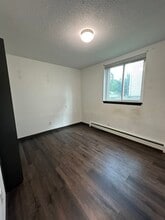 1130 S 12th St in Marion, IA - Building Photo - Building Photo