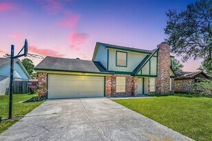 23814 English Oak Dr in Spring, TX - Building Photo