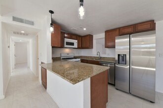 5201 E 28th St in Tucson, AZ - Building Photo - Building Photo