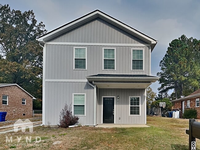 805 Da Vinci St