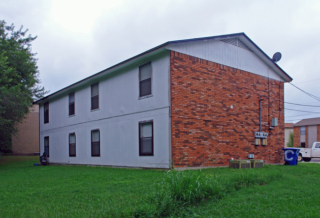 206 Erby St in Copperas Cove, TX - Foto de edificio - Building Photo