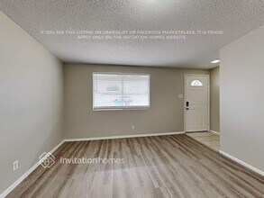 8831 N 37th Dr, Unit 132 in Phoenix, AZ - Building Photo - Building Photo