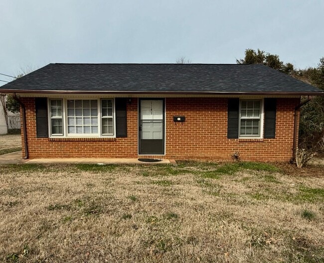 property at 1141 Eisenhower Rd