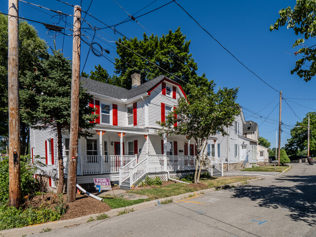 3 Cedar St in Newton, NJ - Building Photo - Building Photo