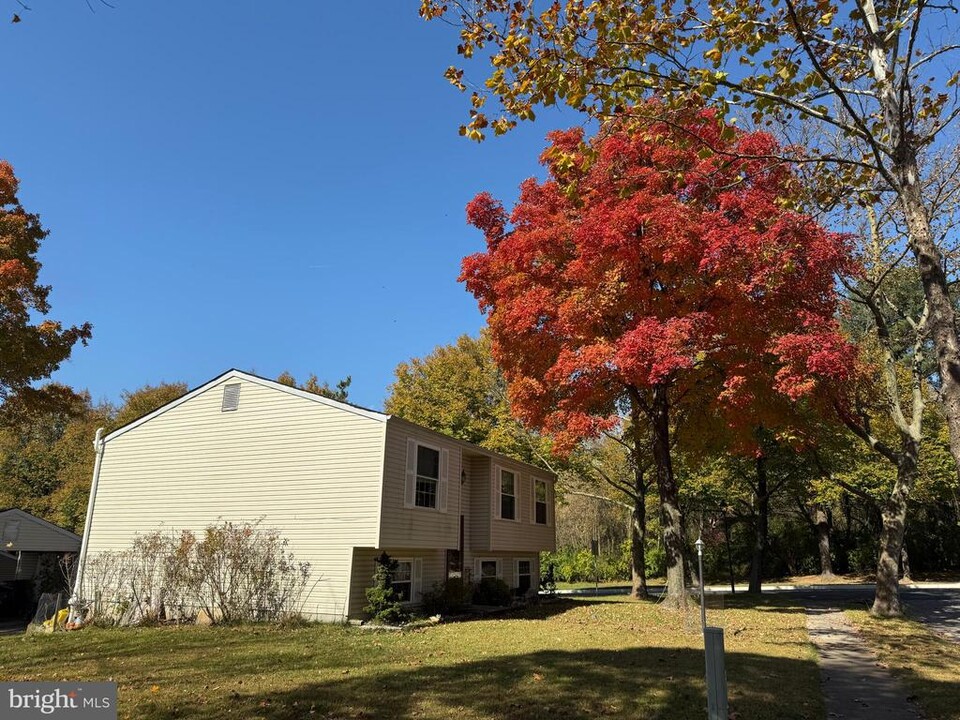 9250 Pigeon Wing Pl in Columbia, MD - Building Photo