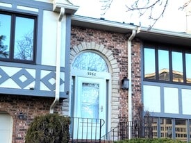 9260 Windsor Pky in Tinley Park, IL - Building Photo