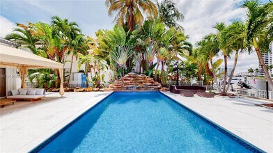 19140 N Bay Rd in Sunny Isles Beach, FL - Building Photo - Building Photo
