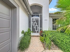 11853 Fountainside Cir in Boynton Beach, FL - Building Photo - Building Photo