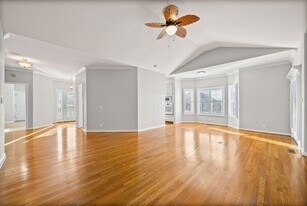 650 Appomattox Ct in Clarksville, TN - Building Photo