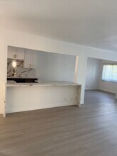 8674 Falmouth Ave, Unit 0209 in Los Angeles, CA - Building Photo - Building Photo