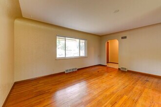 2372 Oakland St in Aurora, CO - Building Photo - Building Photo