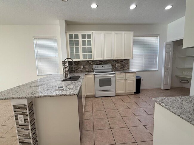 258 Henley Cir in Davenport, FL - Building Photo - Building Photo