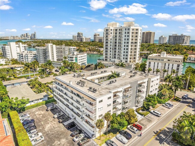 property at 9700 E Bay Harbor Dr