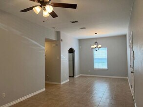 5410 Marcella Ave in Laredo, TX - Building Photo - Building Photo