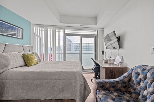 255 Bremner Blvd, Unit SI ID1538970P