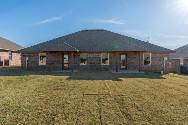 property at 1308 E Cavanaugh St