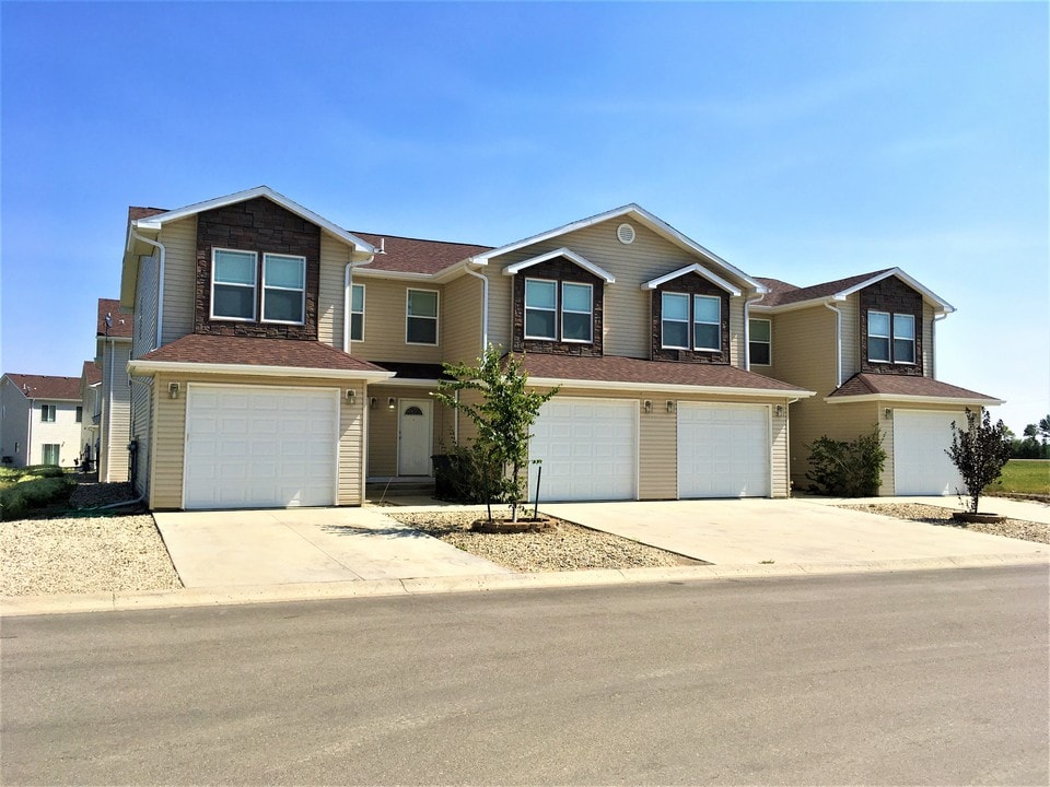 Bright Design Homes in Stanley, ND - Building Photo