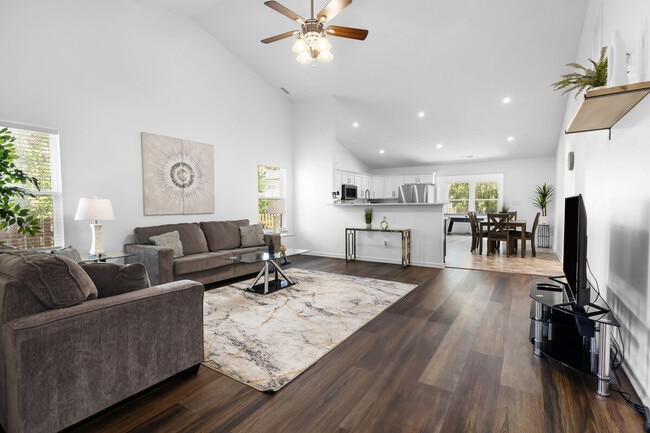11179 Catalina Dr
