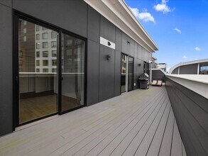 50 Hichborn St in Boston, MA - Building Photo - Building Photo