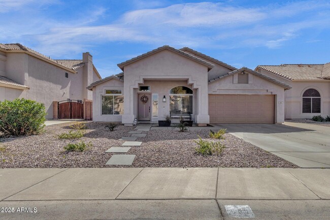 665 W Minton Dr in Tempe, AZ - Building Photo - Building Photo