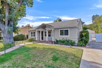 6045 Sunnyslope Ave in Los Angeles, CA - Building Photo - Building Photo