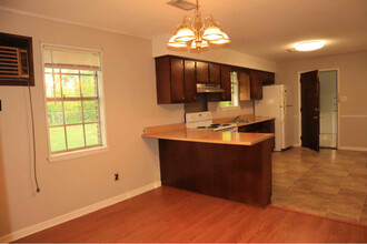 528 Ruby Johnson Dr in Scottsboro, AL - Building Photo - Building Photo