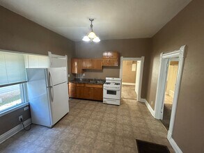 911 Ave A in Council Bluffs, IA - Building Photo - Building Photo