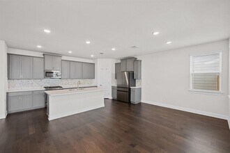 2807 Mary Elizabeth Dr in Austin, TX - Building Photo - Building Photo