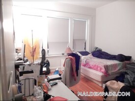 17-19 Washington St., Unit 109 in Malden, MA - Building Photo