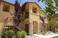 Villa Siena Apartments in Fresno, CA - Foto de edificio - Building Photo