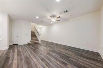 11304 Faneuil Wy in Austin, TX - Building Photo - Building Photo