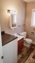 519 N Patsy St, Unit 4 in Mediapolis, IA - Building Photo - Building Photo