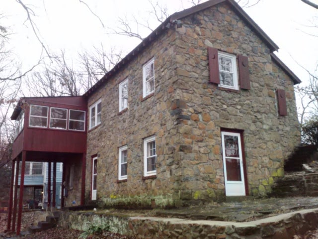 2619 Jefferson Park Cir in Charlottesville, VA - Foto de edificio - Building Photo