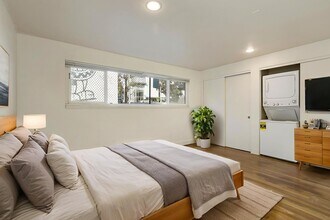 Camden Apartments in Seattle, WA - Building Photo - Interior Photo