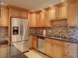 4912 Hawaii Blvd in Naples, FL - Building Photo