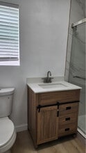 10920 Lillian Ln in South Gate, CA - Building Photo - Building Photo